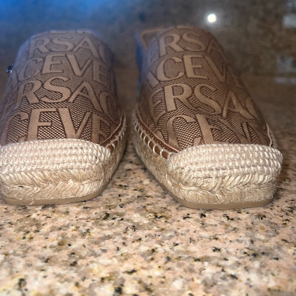 New Versace Espadrilles - Picture 3 of 11